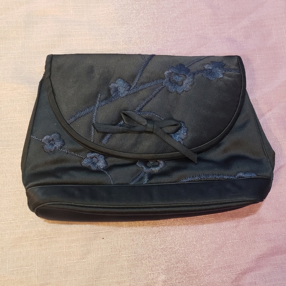 Vintage Handbags - Blue Floral Judith Leiber for Paris Tyler Clutch